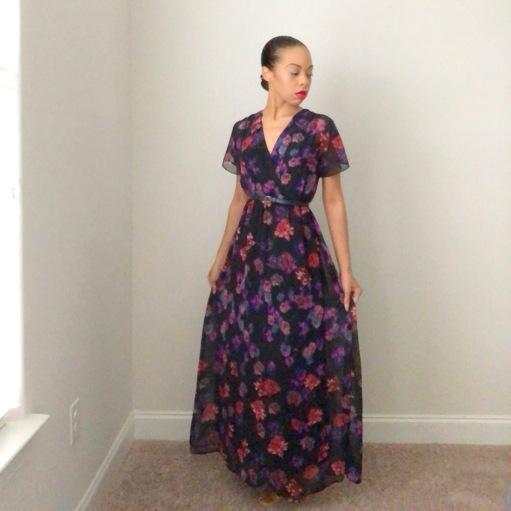 NWT Eclair Size Small Floral Print Maxi Dress